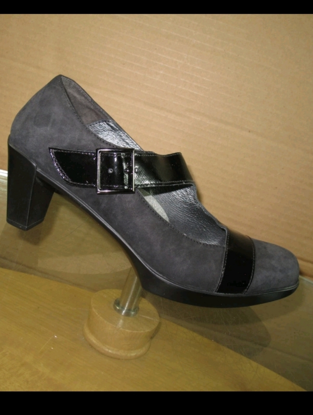 Naot Mary Jane Pumps Black Suede Leather Women's 37.5 Euro, US Size 7